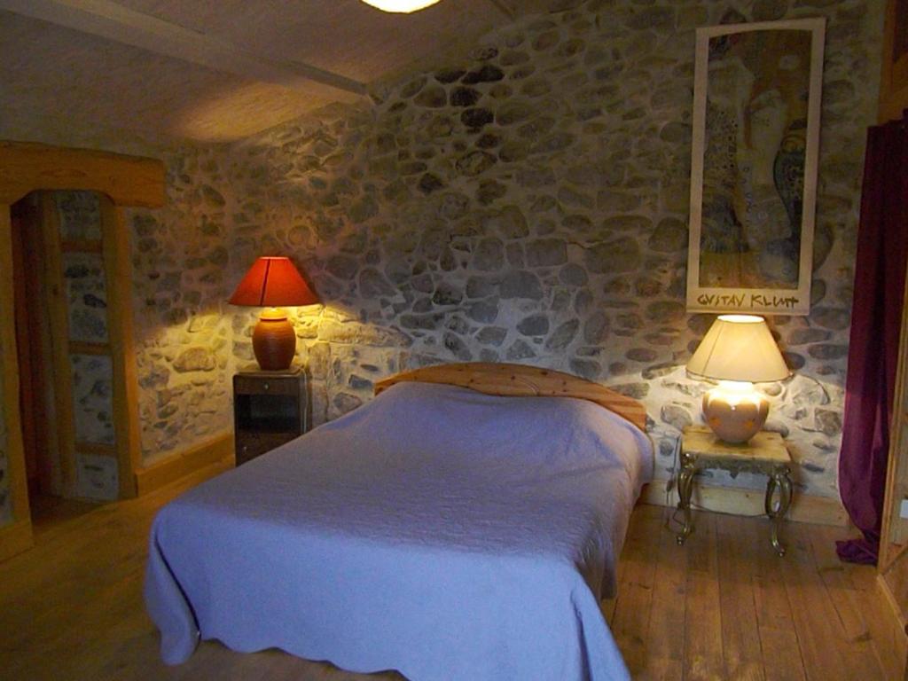 Chambres D'Hote Les Jardins De Prasserat Vallon-Pont-dʼArc Habitación foto