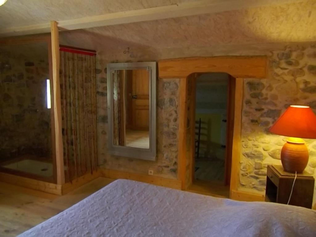 Chambres D'Hote Les Jardins De Prasserat Vallon-Pont-dʼArc Habitación foto